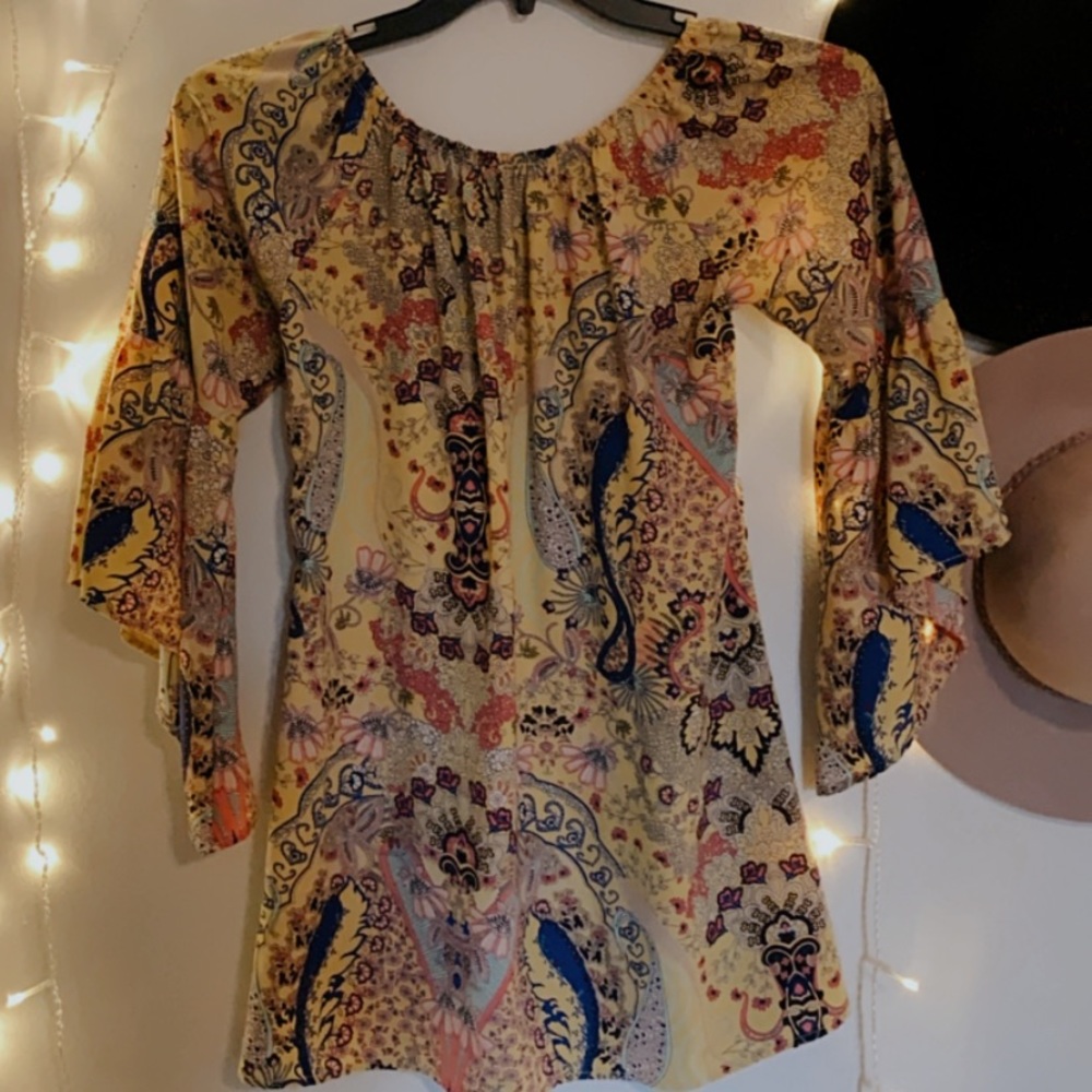 Women’s medium tunic